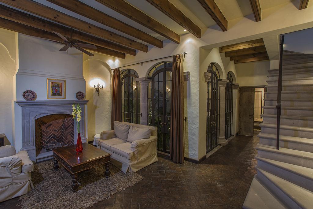 サン・ミゲル・デ・アジェンデCasa Huertas 22アパートメント エクステリア 写真